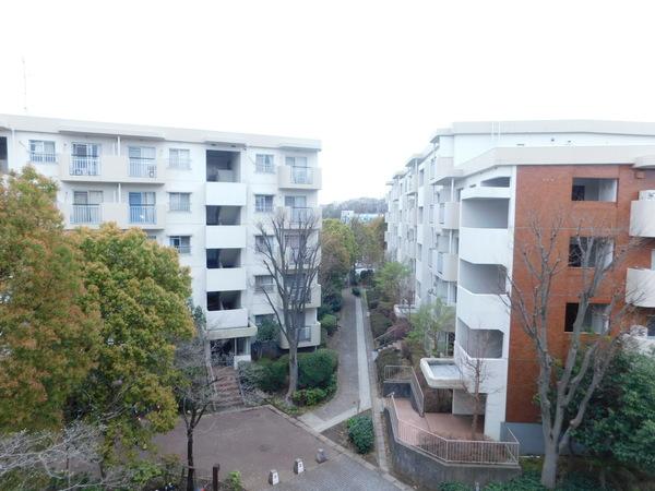 みずきが丘住宅団地 20-11号棟 眺望
