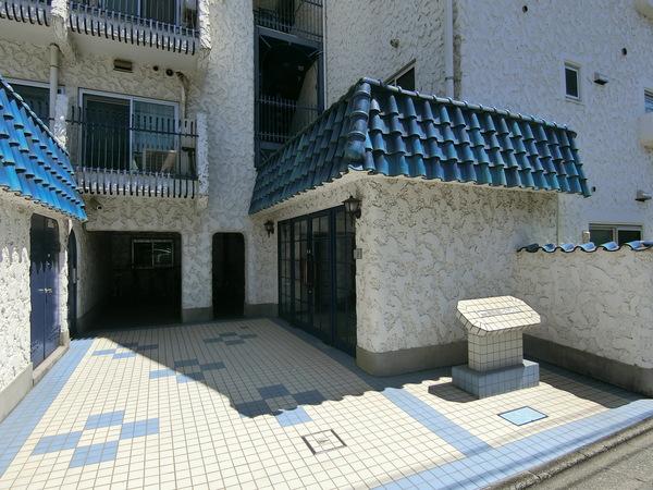 秀和南荻窪レジデンス エントランス