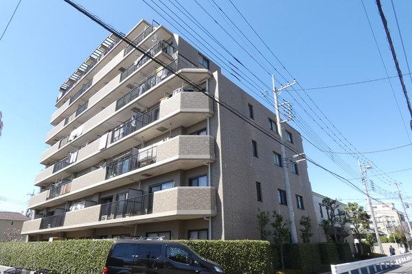 カーム北越谷 外観