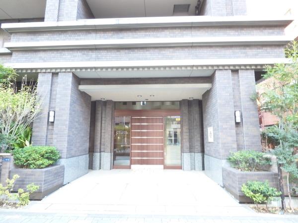 ナイス・エス・アリーナ川崎駅前通り エントランス