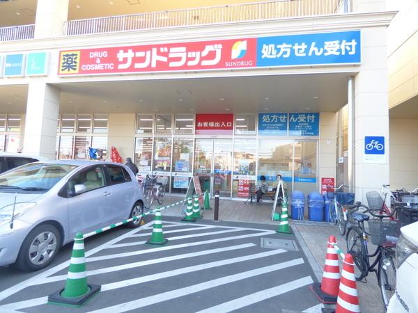 ドラックストア