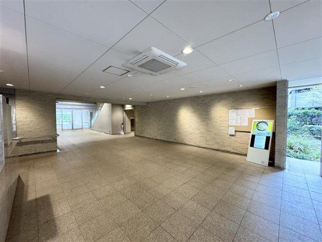 ニューライズシティ東京ベイハイライズ ロビー
