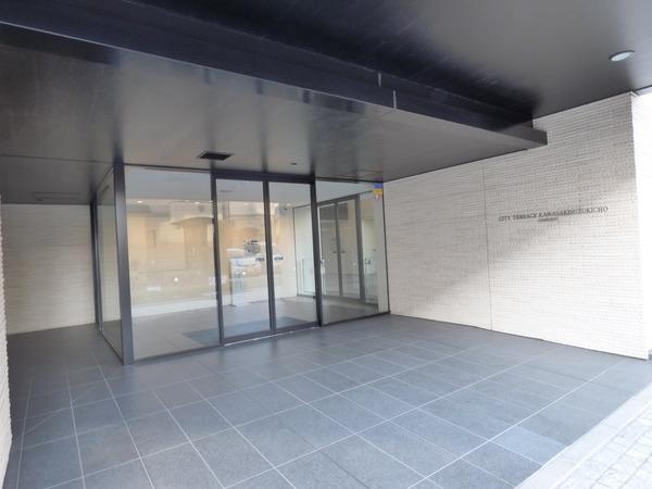 シティテラス川崎鈴木町ガーデンズ エントランス
