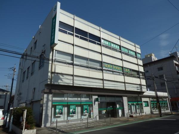 銀行