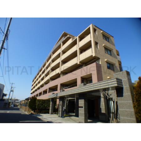 落ち着いたお洒落な外観