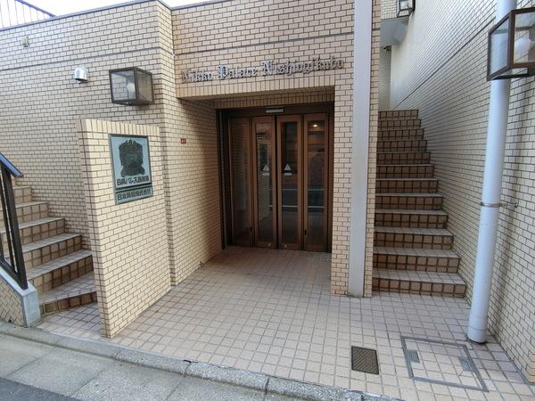 日興パレス西荻窪 エントランス