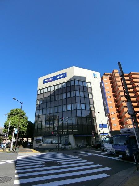 銀行