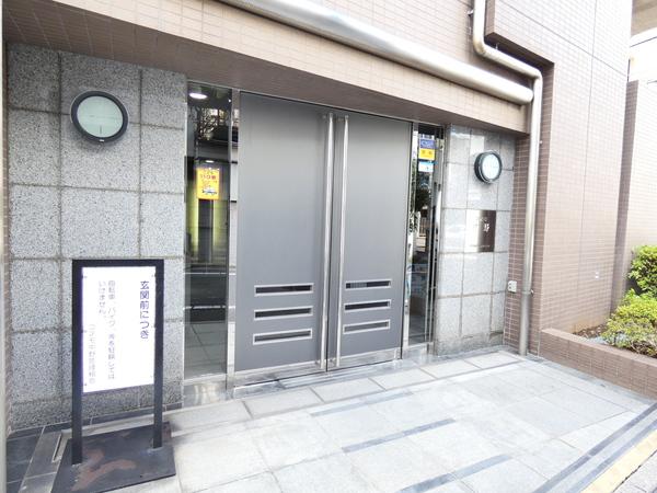 コスモ中野 エントランス