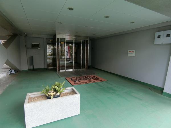 ライオンズマンション西荻 エントランス