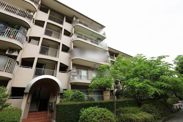 しいの木台ハイツ8号棟 外観
