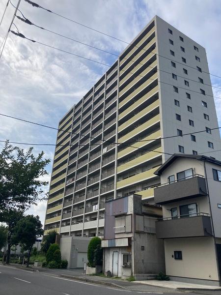 ロータリーパレスくぬぎ山 外観