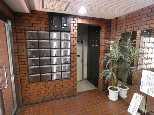 ファインライフ本駒込 ロビー