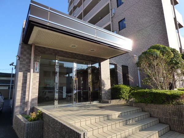 パラッシオ市川中山 エントランス