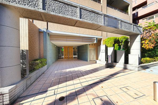 クレッセント目黒花房山 エントランス