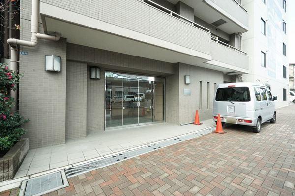 エクセルシオール西新宿 エントランス