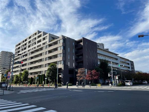 西新井駅・アリオ西新井まで徒歩3分。マン