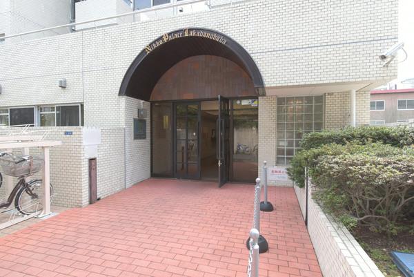 日興パレス高田馬場 エントランス