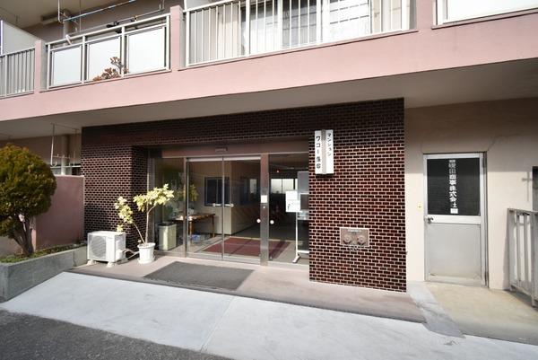 マンションワコー落合 エントランス