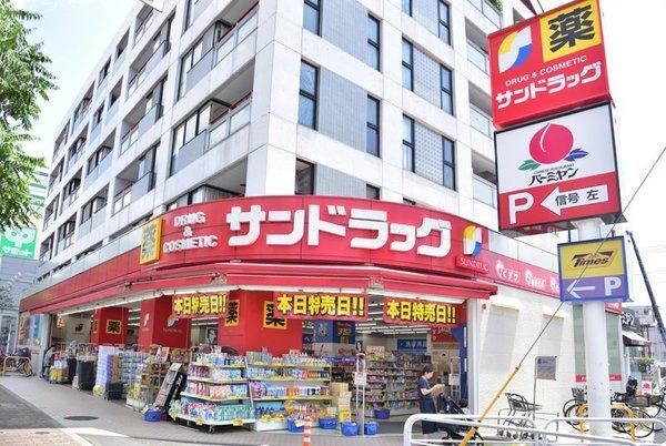 ドラックストア