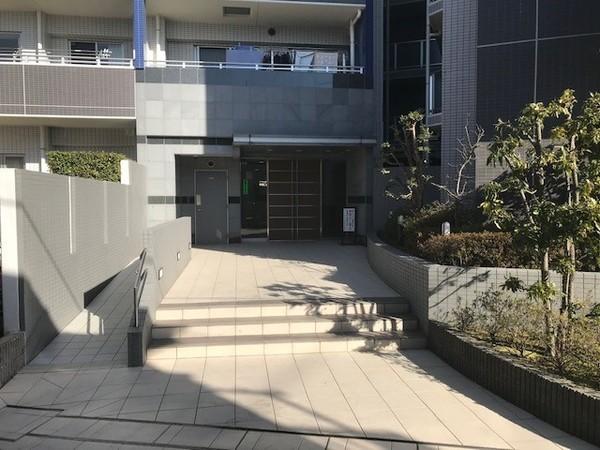 ランドステージ調布多摩川 エントランス