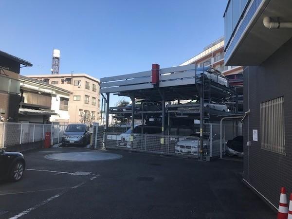 ランドステージ調布多摩川 駐車場