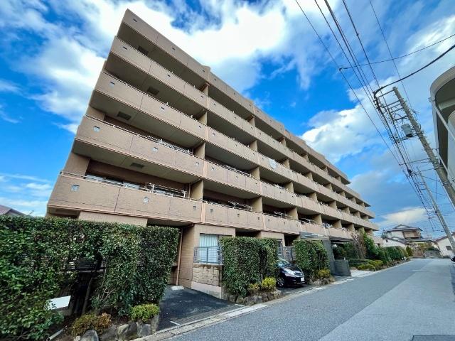 グランシュテル越谷 外観