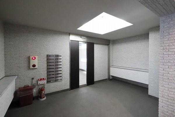 レジデンシャルスター幡ヶ谷 エントランス