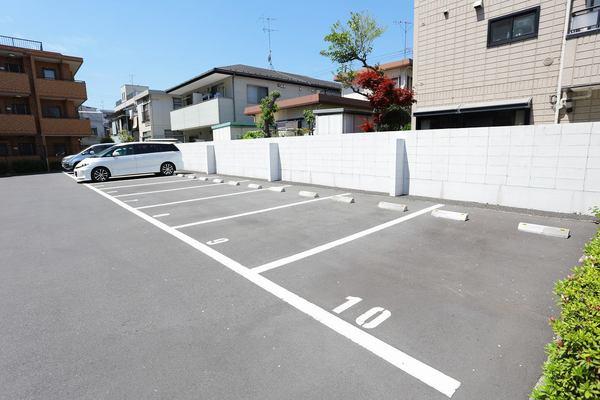 ダイアパレス川崎パークサイド 駐車場