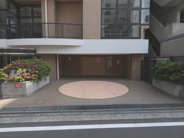 レールシティ横浜反町公園 駐車場