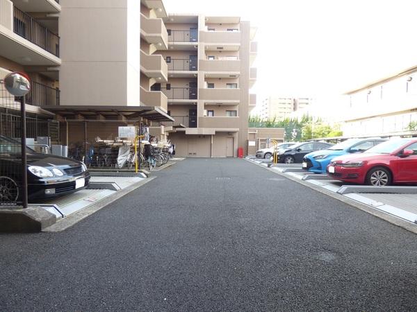 エヴァーグリーン西葛西 駐車場
