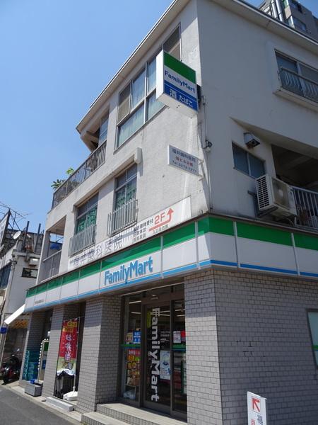 コンビニ