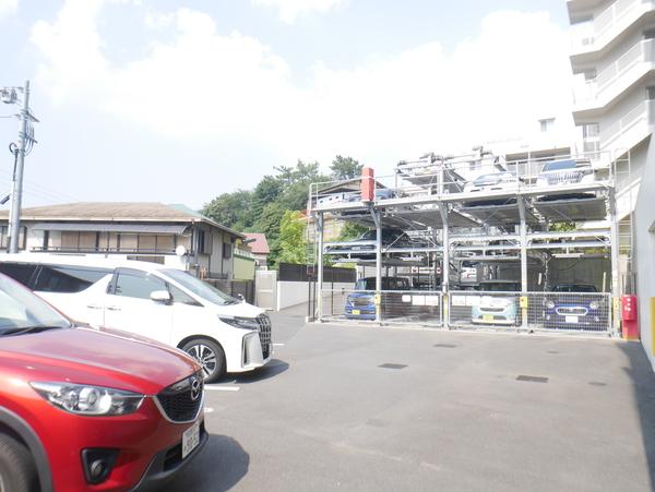 レアシス津田沼前原の丘 駐車場