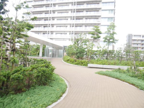 ＴＨＥ幕張ＢＡＹＦＲＯＮＴＴＯＷＥＲ＆ＲＥＳＩＤＥＮＣＥ エントランス