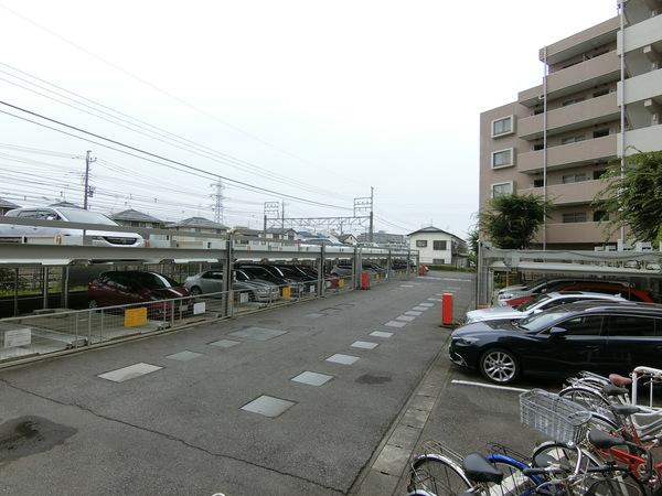 南柏パーク・ホームズウイングスクエア 駐車場