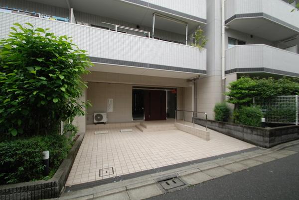 アイディコート江古田 エントランス