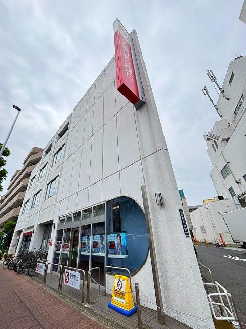 銀行