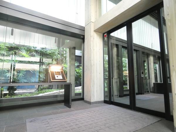 ザ・パークハウス山吹神楽坂 ロビー