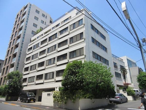 コープ市ヶ谷 外観
