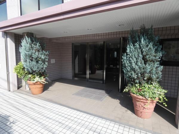 インペリアル横浜パークサイド エントランス
