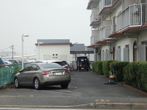 小机住吉ハイツ 駐車場