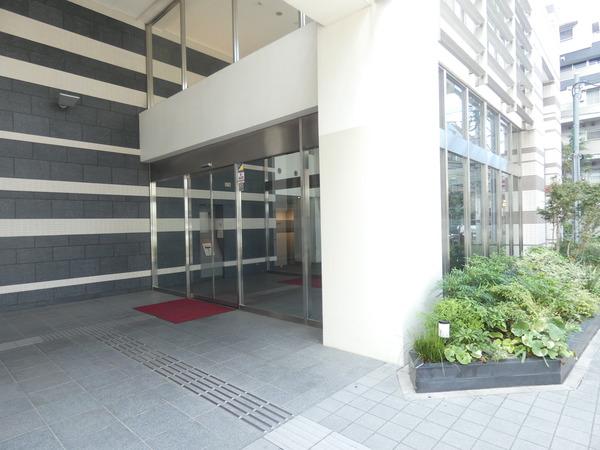 ライオンズ四谷タワーゲート エントランス