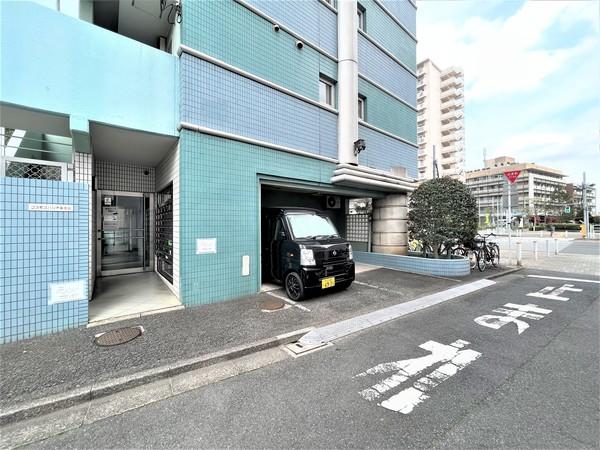 コスモスパジオ東大島 駐車場