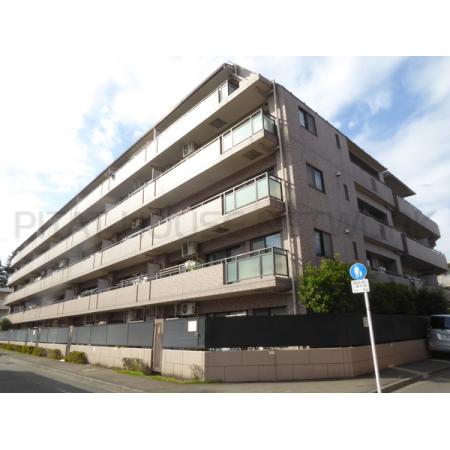 ●重厚感のある低層マンション