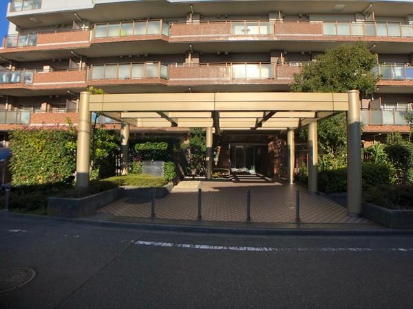 調布の森ハイム エントランス
