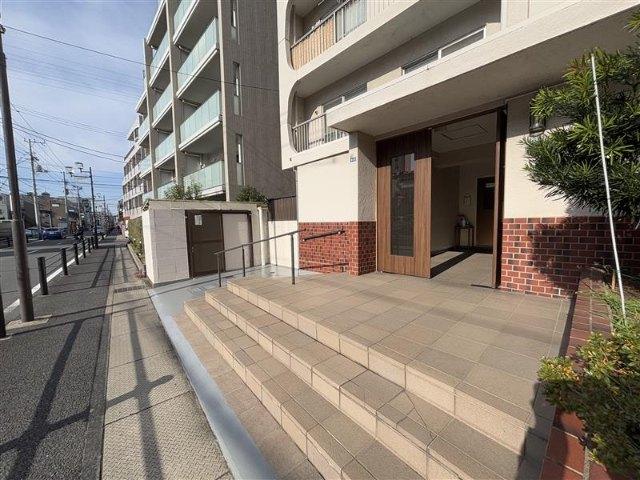 三東第5マンション エントランス
