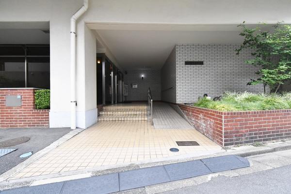 駒込富士ハイツ エントランス