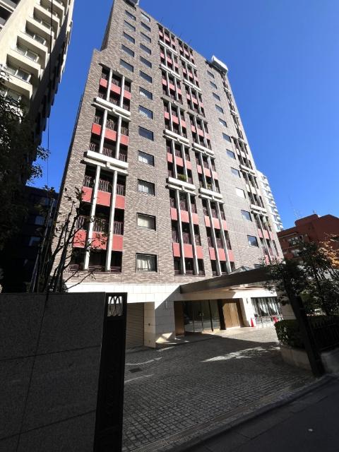 SRC・RC造地下2階付地上14階建て・総戸数46