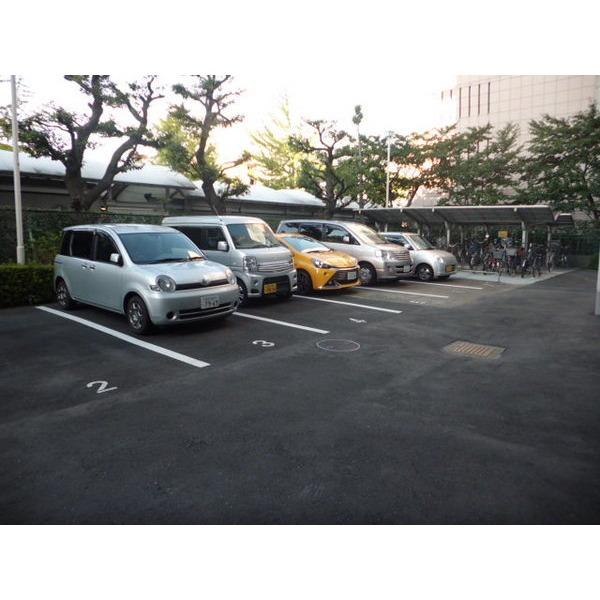藤和梅島コープ 駐車場