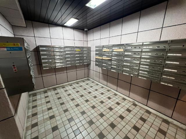 松戸栄町ハイム 駐車場