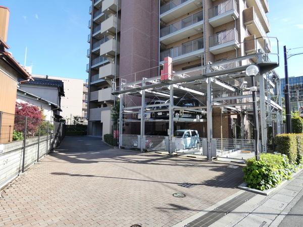 ダイアパレス春日部駅前 駐車場
